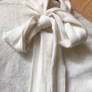 100% merino wool aritzia wilfred tie sweater